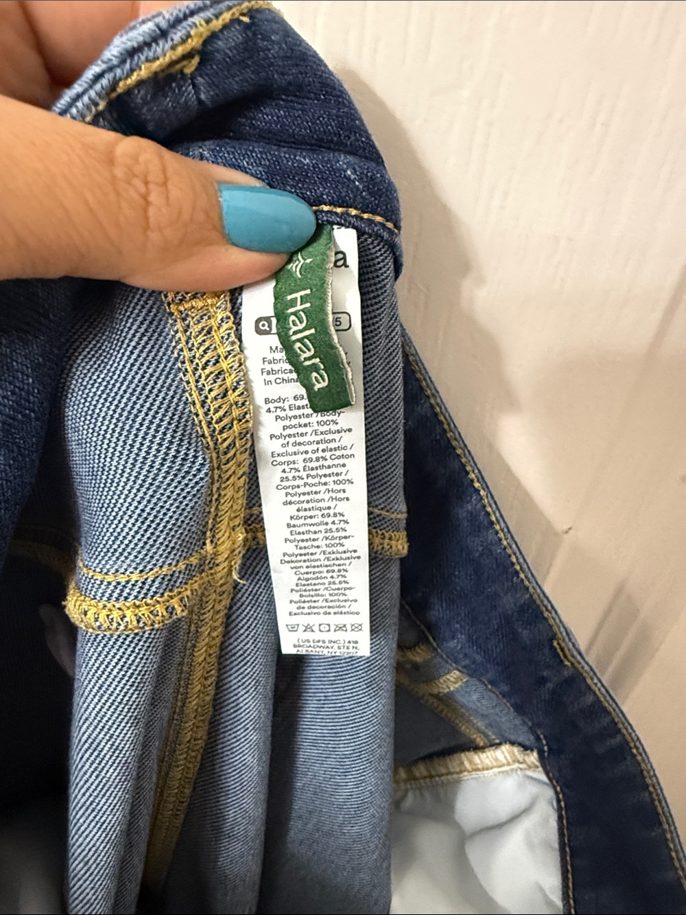 Halara Flex High Waisted Pockets Straight Leg Washed Casual Plus Size Jeans 1X - Picture 7 of 8